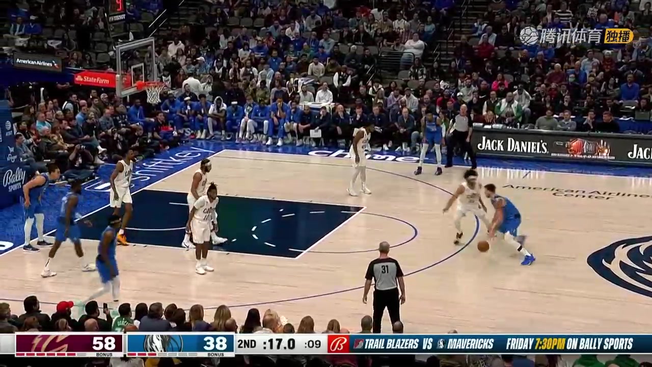 魔術(shù)師附體！東契奇神仙不看人背傳 畢竟周最佳助攻TOP10！