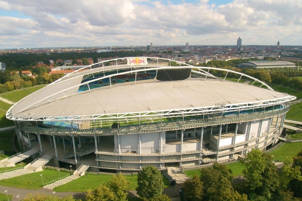 萊比錫紅牛的主場在哪里？